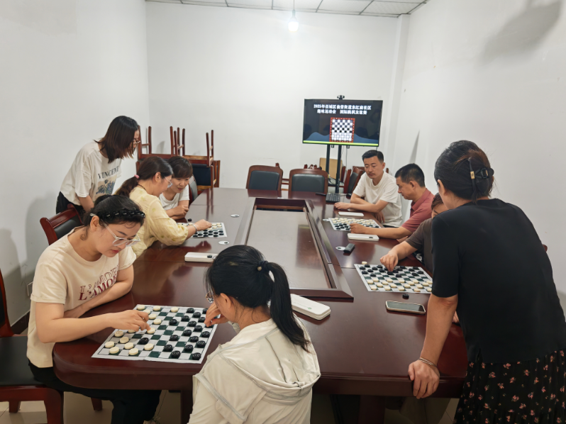 更搭建了邻, 神锐利 更搭建了邻, 神锐利