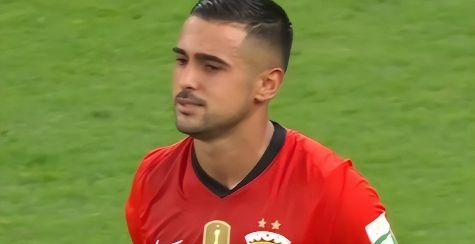 前面, 维塔尔和夏