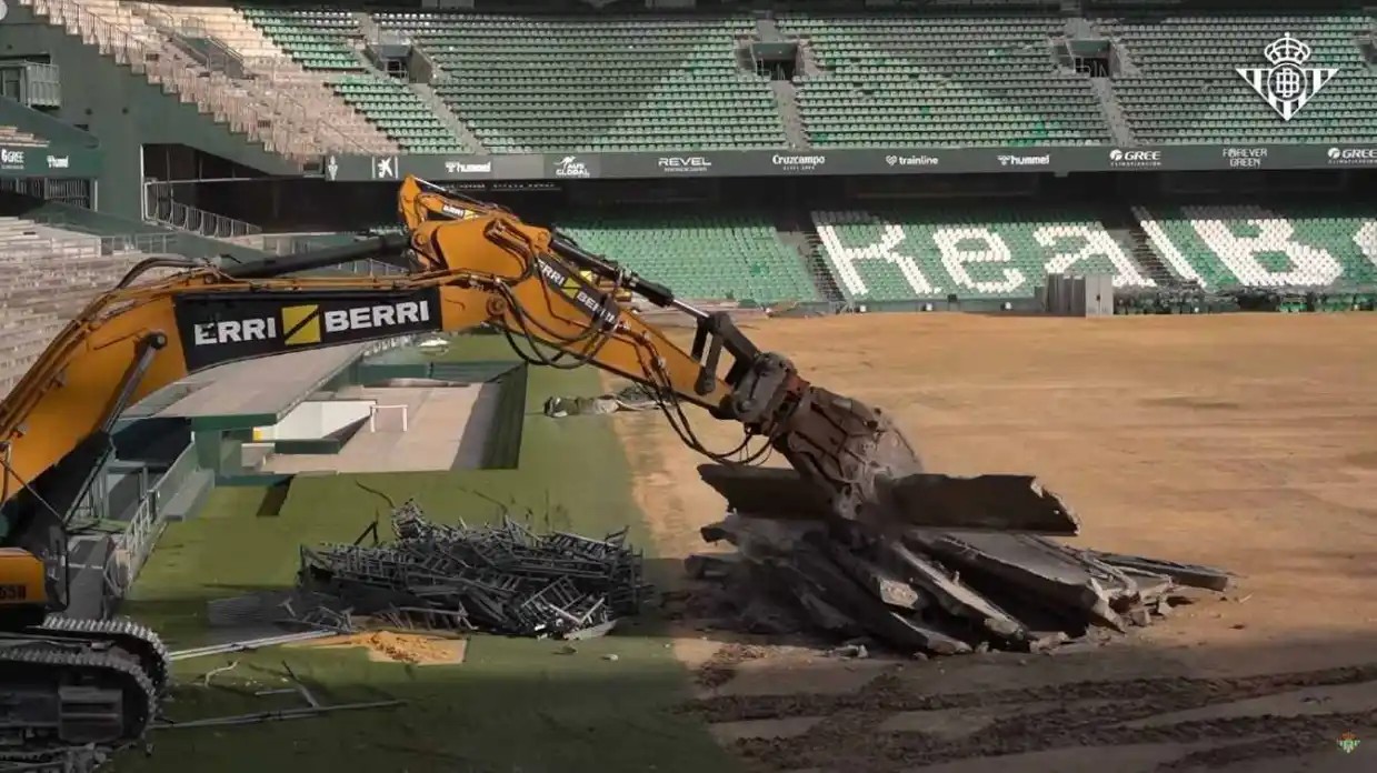 匹克体育场, div, class